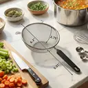 16cm Long Handled Metal Sieve
Fine Mesh Sieve Kitchen Colander Draining Washing Sifting image 4